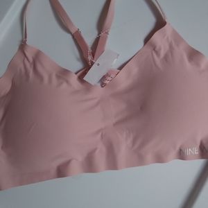 Nine West Seamless Bra w Scalloped Lace Edges in Back, Adjustable Racer Staps